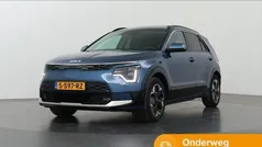 Blauw Gebruikt 2023 Kia e-Niro SUV | € 32.935 (Goede deal)