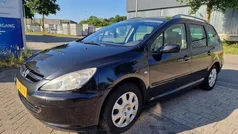 Zwart Gebruikt 2002 Peugeot 307 Stationwagen | € 899 (Eerlijke prijs)