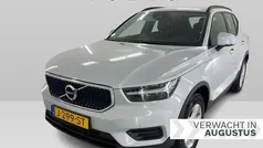 Gebruikt 2020 Volvo XC40 Momentum SUV | € 25.899 (Super prijs)