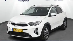 Wit Gebruikt 2022 Kia Stonic SUV | € 20.950 (Eerlijke prijs)