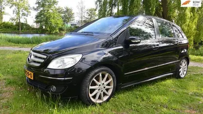Occasion Mercedes B200 136 PK (100 kW) 2006 Zwart MPV