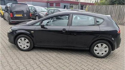 Occasion 2007 Seat Leon Reference Hatchback | € 1.799 (Eerlijke prijs)