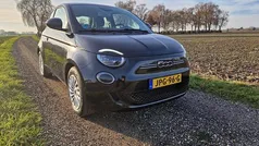 Gebruikt 2022 Fiat 500e Action Hatchback | € 12.900 (Eerlijke prijs)