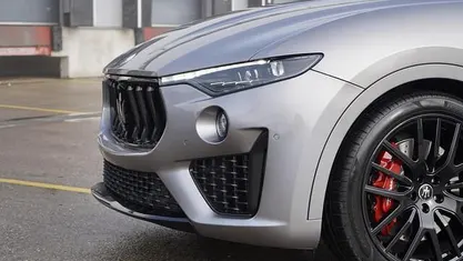 Occasion Maserati Levante 430 PK (316 kW) 2021 Grijs (metallic) SUV