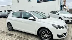 Wit Gebruikt 2017 Peugeot 308 Allure Sedan | € 8.950 (Super prijs)
