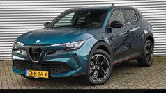Blauw Nieuw 2024 Alfa Romeo Junior Edizione Speciale SUV | € 35.495 (Super prijs)