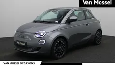 Grijs Gebruikt 2023 Fiat 500e La Prima Hatchback | € 23.900 (Eerlijke prijs)