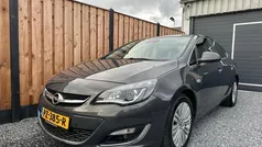 Grijs Gebruikt 2013 Opel Astra Cosmo Sedan | € 7.450 (Eerlijke prijs)