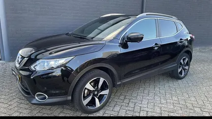 Gebruikt 2017 Nissan Qashqai N-Vision SUV | € 16.780 (Eerlijke prijs)