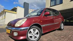 Rood Gebruikt 2001 Daihatsu Sirion Hatchback | € 1.450 (Eerlijke prijs)