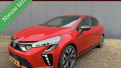 Rood Gebruikt 2023 Mitsubishi Colt Instyle Hatchback | € 23.950 (Eerlijke prijs)