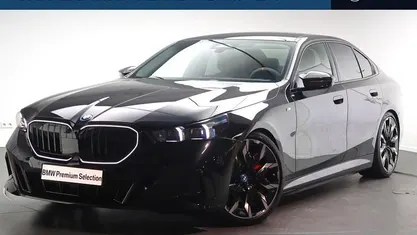 Zwart Gebruikt 2024 BMW i5 Comfort Edition Sedan | € 59.950 (Goede deal)