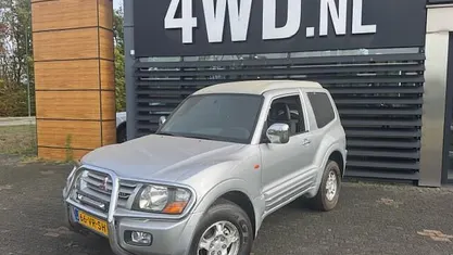 Zilver Gebruikt 2000 Mitsubishi Pajero SUV | € 3.699 (Eerlijke prijs)