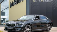 Zwart Gebruikt 2024 BMW 550e Comfort Edition Sedan | € 72.950 (Super prijs)