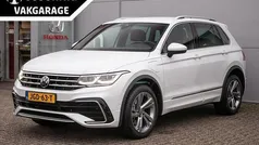 Wit Gebruikt 2022 VW Tiguan Business+ SUV | € 37.900 (Eerlijke prijs)