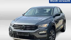 Gebruikt 2021 VW T-Roc Style SUV | € 21.950 (Eerlijke prijs)