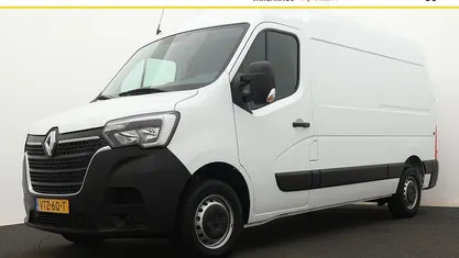 Wit Occasion 2023 Renault Master Komfort Van | € 24.945 (Goede deal)