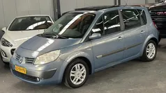 Blauw Gebruikt 2005 Renault Scénic II Luxe MPV | € 1.999 (Goede deal)
