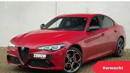 Occasion 2023 Alfa Romeo Giulia Competizione Sedan | € 52.900 (Goede deal)