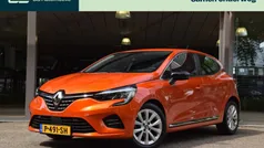 Oranje Gebruikt 2022 Renault Clio V Intens Hatchback | € 16.490 (Goede deal)