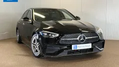 Zwart Gebruikt 2022 Mercedes C220 AMG Sedan | € 38.650 (Goede deal)