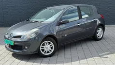Grijs Occasion 2006 Renault Clio II Dynamique Hatchback | € 2.100 (Eerlijke prijs)