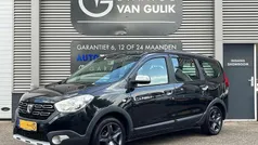 Zwart, metallic lak Gebruikt 2019 Dacia Lodgy Stepway MPV | € 14.995 (Eerlijke prijs)