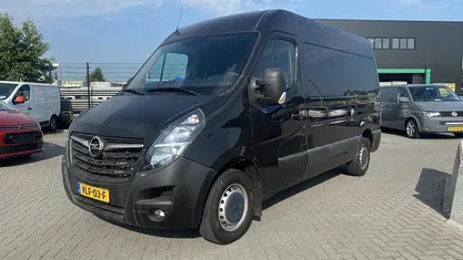 Occasion Opel Movano 136 PK (100 kW) 2021 Zwart Van