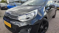 Zwart Gebruikt 2012 Kia Rio Hatchback | € 5.950 (Eerlijke prijs)