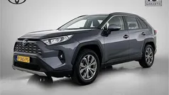 Grijs Gebruikt 2022 Toyota RAV4 SUV | € 34.950 (Eerlijke prijs)