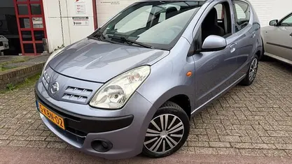 Blauw Gebruikt 2009 Nissan Pixo Visia Hatchback | € 2.750 (Eerlijke prijs)