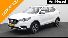 Gebruikt 2020 MG ZS Luxury SUV | € 13.945 (Eerlijke prijs)