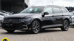 Zwart Gebruikt 2020 VW Passat Business Stationwagen | € 24.945 (Eerlijke prijs)