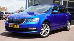 Blauw Gebruikt 2020 Skoda Octavia Business Line Stationwagen | € 13.899 (Eerlijke prijs)