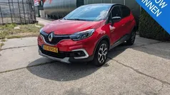 Twotone rouge flamme / noir e Gebruikt 2019 Renault Captur Intens SUV | € 17.895 (Eerlijke prijs)