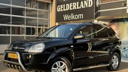 Zwart Gebruikt 2009 Hyundai Tucson Dynamiq SUV | € 3.800 (Eerlijke prijs)