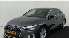Grijs Gebruikt 2022 Audi A3 Sportback Advanced Hatchback | € 25.450 (Goede deal)