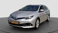 Grijs metallic Gebruikt 2016 Toyota Auris Touring Sports Stationwagen | € 12.495 (Goede deal)