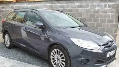 Grijs Occasion 2012 Ford Focus Ambiente Stationwagen | € 6.500 (Eerlijke prijs)