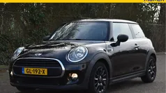 Zwart Gebruikt 2015 Mini Cooper Business Hatchback | € 11.450 (Eerlijke prijs)