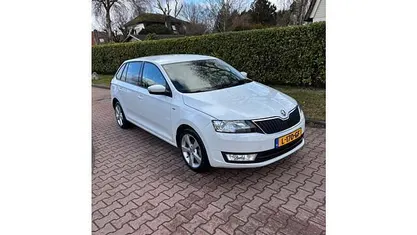 Occasion Skoda Rapid Drive 90 PK (66 kW) 2017 Wit Hatchback