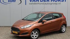 Bruin Gebruikt 2014 Ford Fiesta Style Hatchback | € 6.860 (Eerlijke prijs)