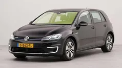Zwart, metallic lak Gebruikt 2019 VW e-Golf Hatchback | € 12.400 (Eerlijke prijs)
