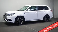 Wit Gebruikt 2015 Mitsubishi Outlander Instyle SUV | € 14.900 (Eerlijke prijs)