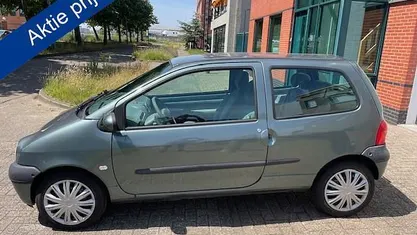 Gebruikt 2005 Renault Twingo Privilege Hatchback | € 1.500 (Eerlijke prijs)