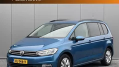 Blauw, metallic lak Gebruikt 2016 VW Touran Highline MPV | € 15.950 (Eerlijke prijs)