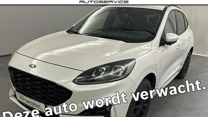 Wit (metallic) Gebruikt 2021 Ford Kuga ST-Line X SUV | € 22.949 (Goede deal)