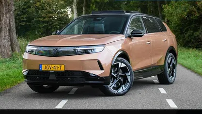 Occasion 2025 Opel Grandland Electric SUV | € 38.995 (Super prijs)