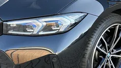 Zwart Gebruikt 2022 BMW 330 M Sport Stationwagen | € 36.950 (Eerlijke prijs)