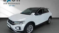 Gebruikt 2023 VW T-Roc Style SUV | € 32.053 (Eerlijke prijs)